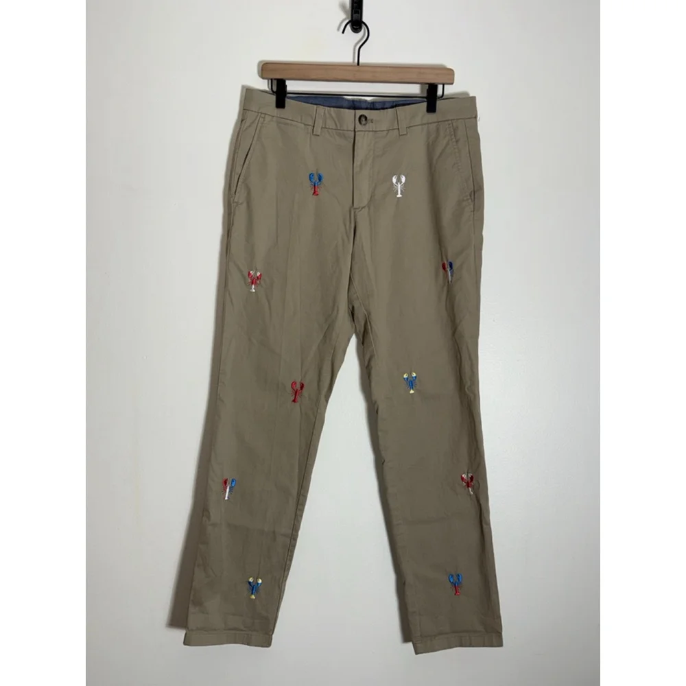 Vineyard Vines these pre
